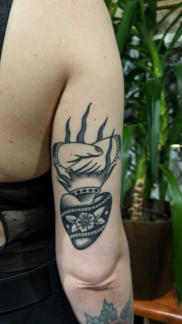Tattoo by Aleksandrs Koļesņikovs, Rīgas Tinte