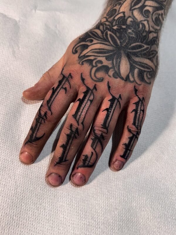 Tattoo by Kārlis Ulmanis, Rīgas Tinte
