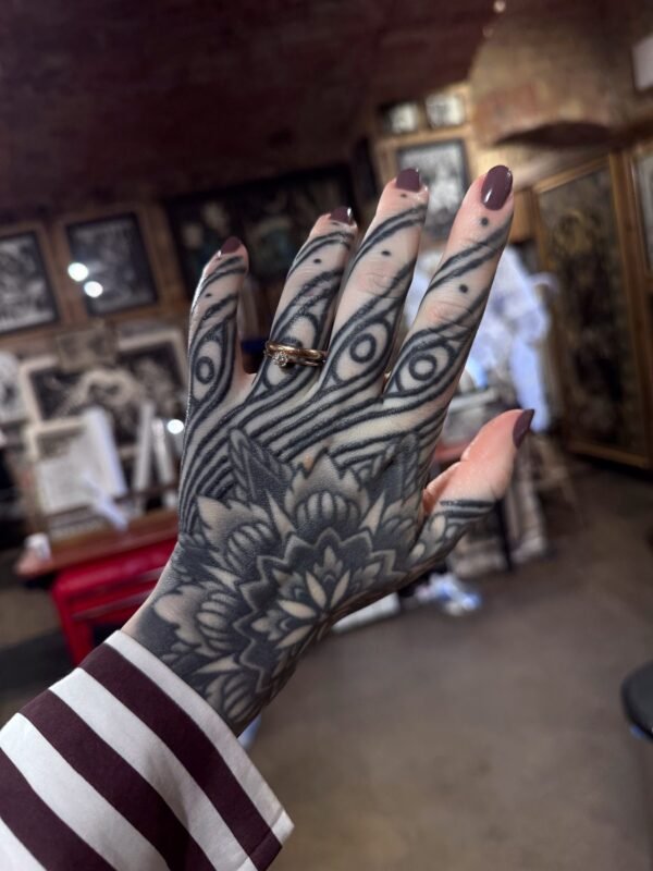 Tattoo by Kārlis Ulmanis, Rīgas Tinte